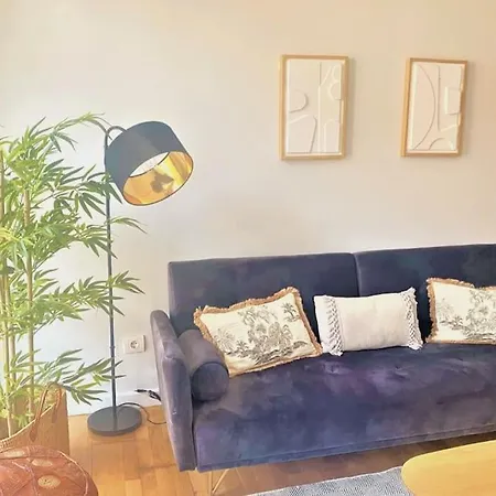 Apartamento Bajo Con Impresionante Terraza *