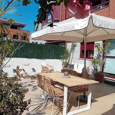 Bajo Con Impresionante Terraza *